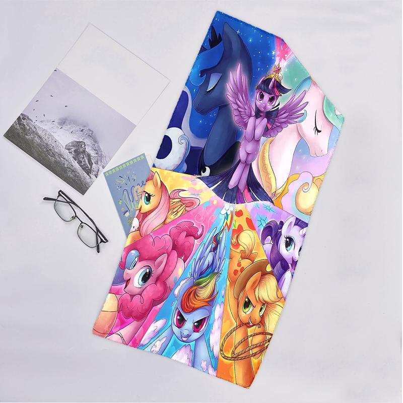 Little Pony Fashion Beach Towel: Ideal for Summer Adventures Soft, Absorbent and Quick Drying Suitable for Swimming and Bathing