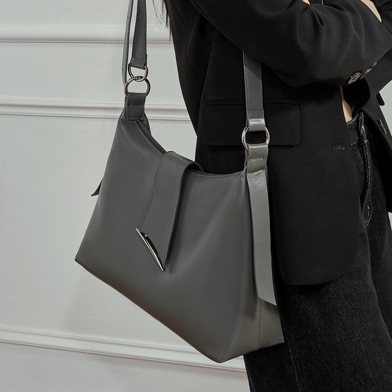 Leather Women'S Bags, Large-Capacity Commuter Tote Bags, High-End Light Luxury Hobo Bags, Shoulder Messenger Bags, Bags.