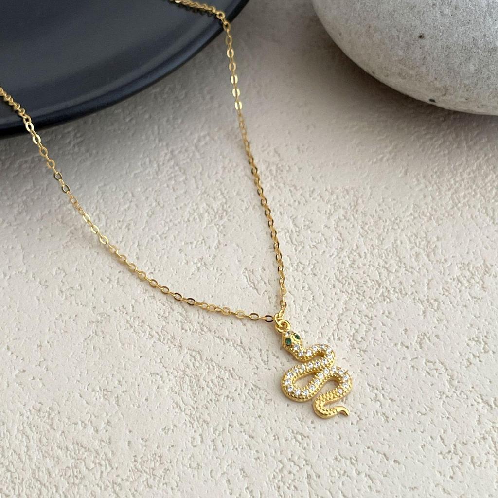 18K Gold-Plated S925 Sterling Silver Snake Necklace with Diamonds - Elegant Women's Clavicle Chain, Niche Design, Luxurious Fashion Accessory