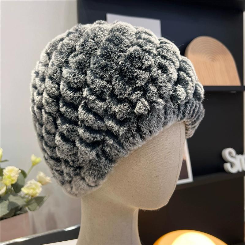 Căciulă din Blană de Iepure Rex Reală, Tricotată din Lână Caldă și Rezistentă la Frig, Versatilă pentru Toamnă și Iarnă pentru Femei