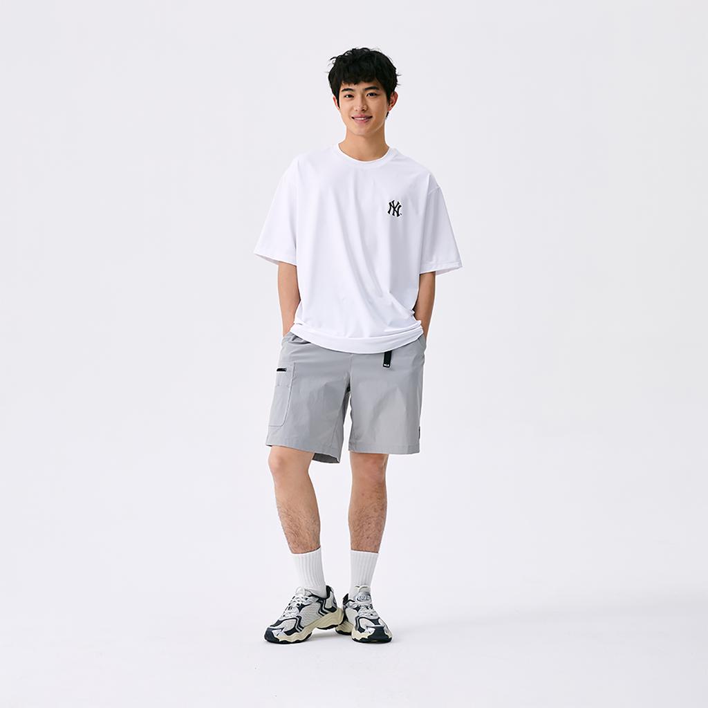 New MLB New York Yankees Basic Collection SS25 Cargo Shorts Unisex Light Gray 3ASMB0453-50GRL