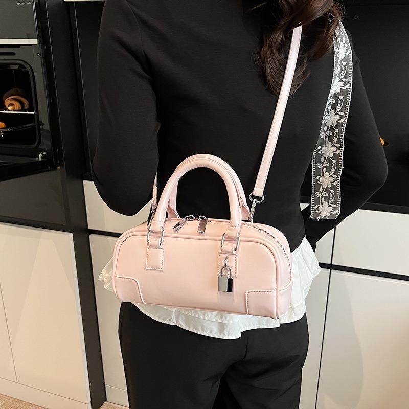 Popular Bag Women's New Niche Design Versatile Messenger Bag Portable Pillow Bag