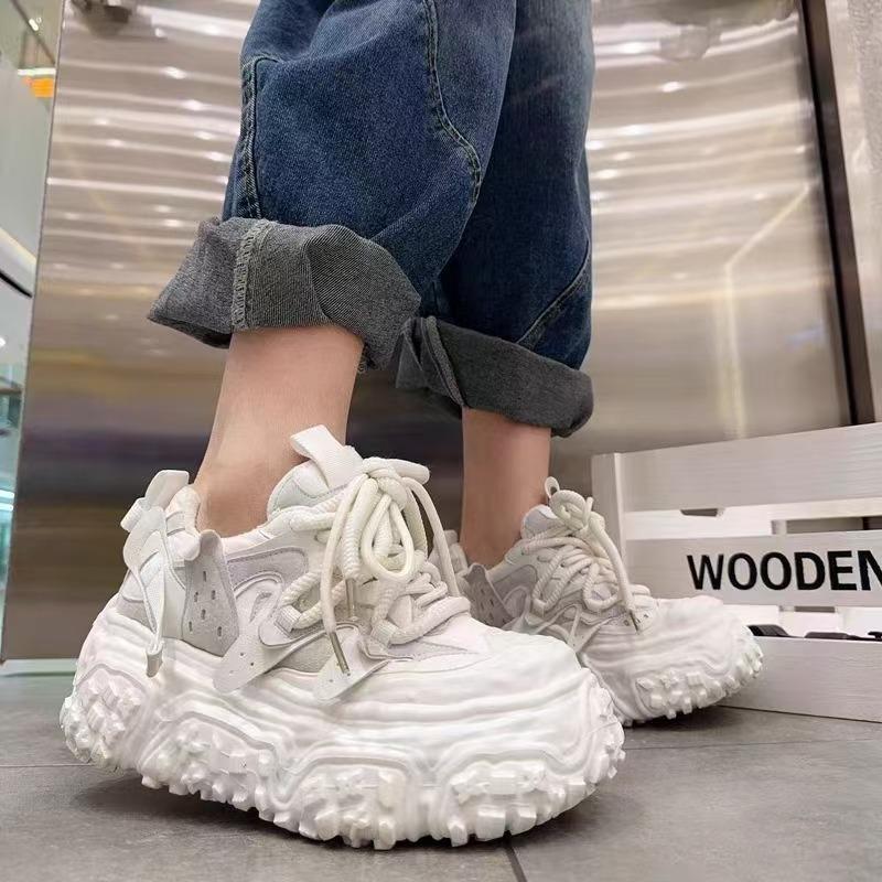 

Весна Новые Популярные Папины Кроссовки для Женщин с Увеличением Роста Невысокого Роста Универсальные Толстая Подошва Спортивная Повседневная Женская Обувь 35 бежевый