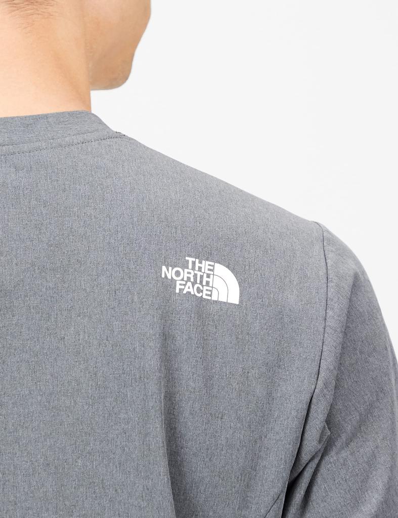 The North Face Apex Thermal Crew with Mixed Charcoal Size M Men's Warm, Water-Repellent, Pockets, Colors,