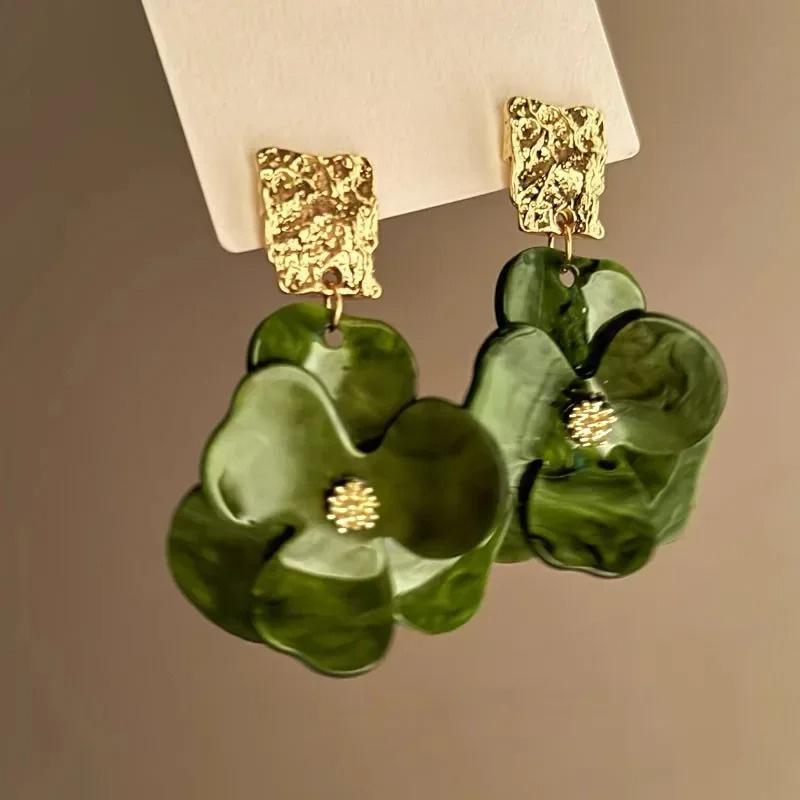 Vintage Acrylic Flower Petal Pendant Earrings For Women Exquisite Alloy Flower Dangle Earrings Casual Party Jewelry Gifts