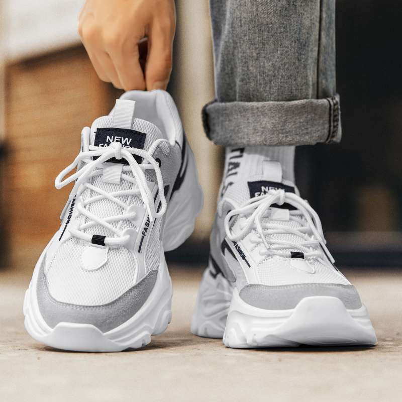 Men's shoes summer 2025 new breathable mesh youth running sports shoes casual non-slip heightening dad trendy shoes