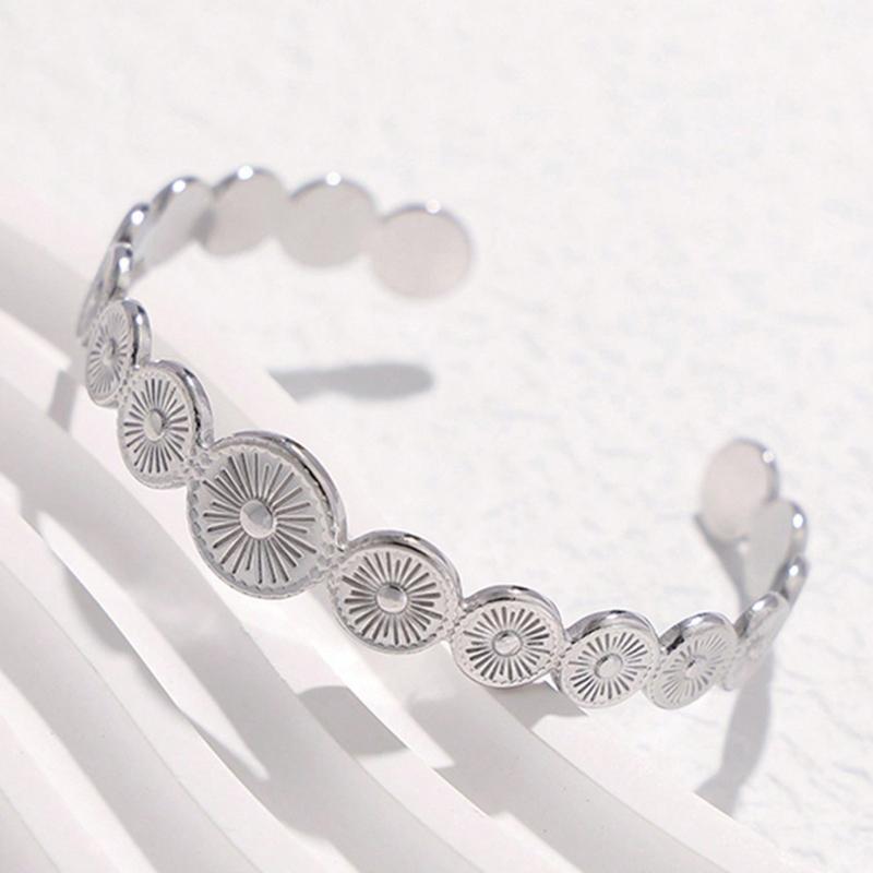 1pc Vintage Geometric Titanium Steel Open Bangle with High-End Feeling, Non-Fading Mother's Day Gift