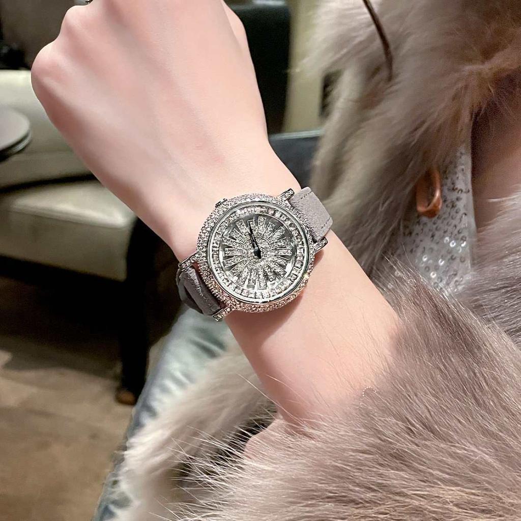 Diamond-encrusted Transshipment Niche Luxury Waterproof Women Trend Student Watch Women