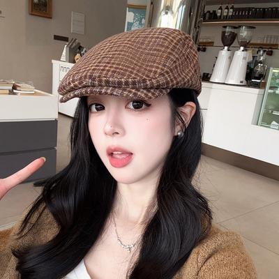 Versatile Plaid Beret for Women In Early Autumn Versatile Face Showing Little Painter Hat Simple Temperament Progressive Hat