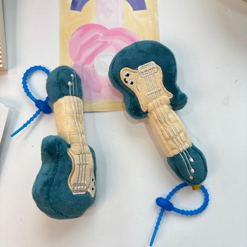Creative Plush Guitar Keychain Pendant Cute Simulated Musical Instrument Toys Keychain Backpack Decoration Accessories Gifts