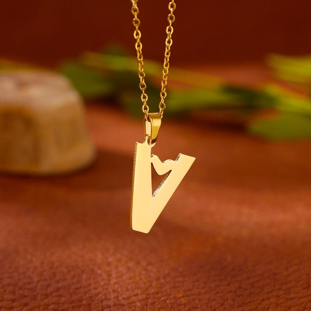 Stainless Steel Heart Initial Letter Necklace for Women Gold Plated Alphabet Pendant Necklaces Vintage Waterproof Jewelry Gifts