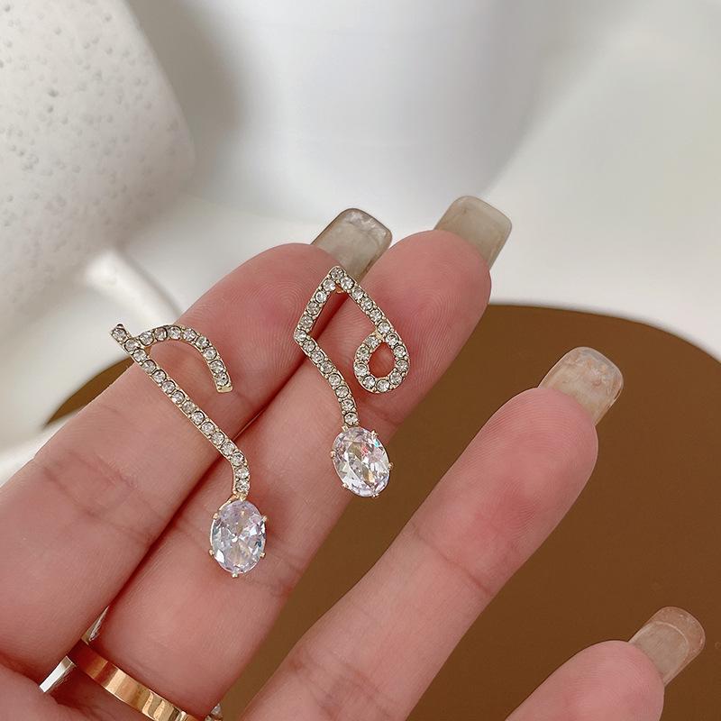 Dongdaemun Korean Music Character Full Diamond Stud Earrings - Elegant, Simple, Versatile, 318.