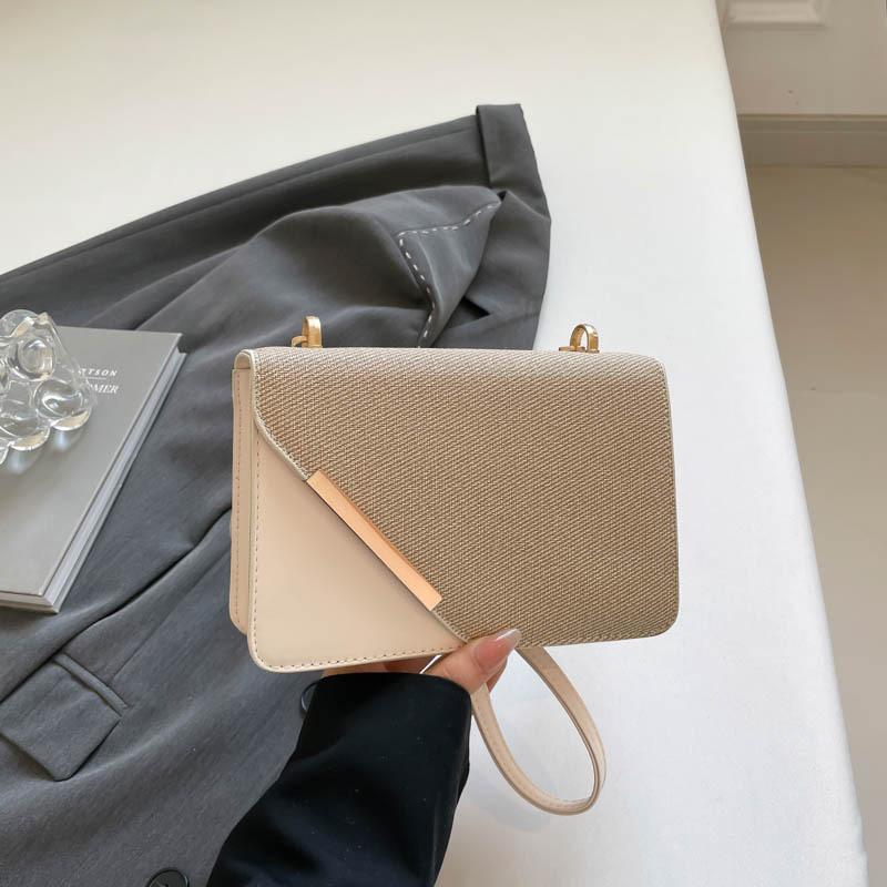 Popular Diagonal Light Luxury Design Sense New Contrasting Color Temperament Small Square Bag Casual High Value Single Shoulder Messenger Bag