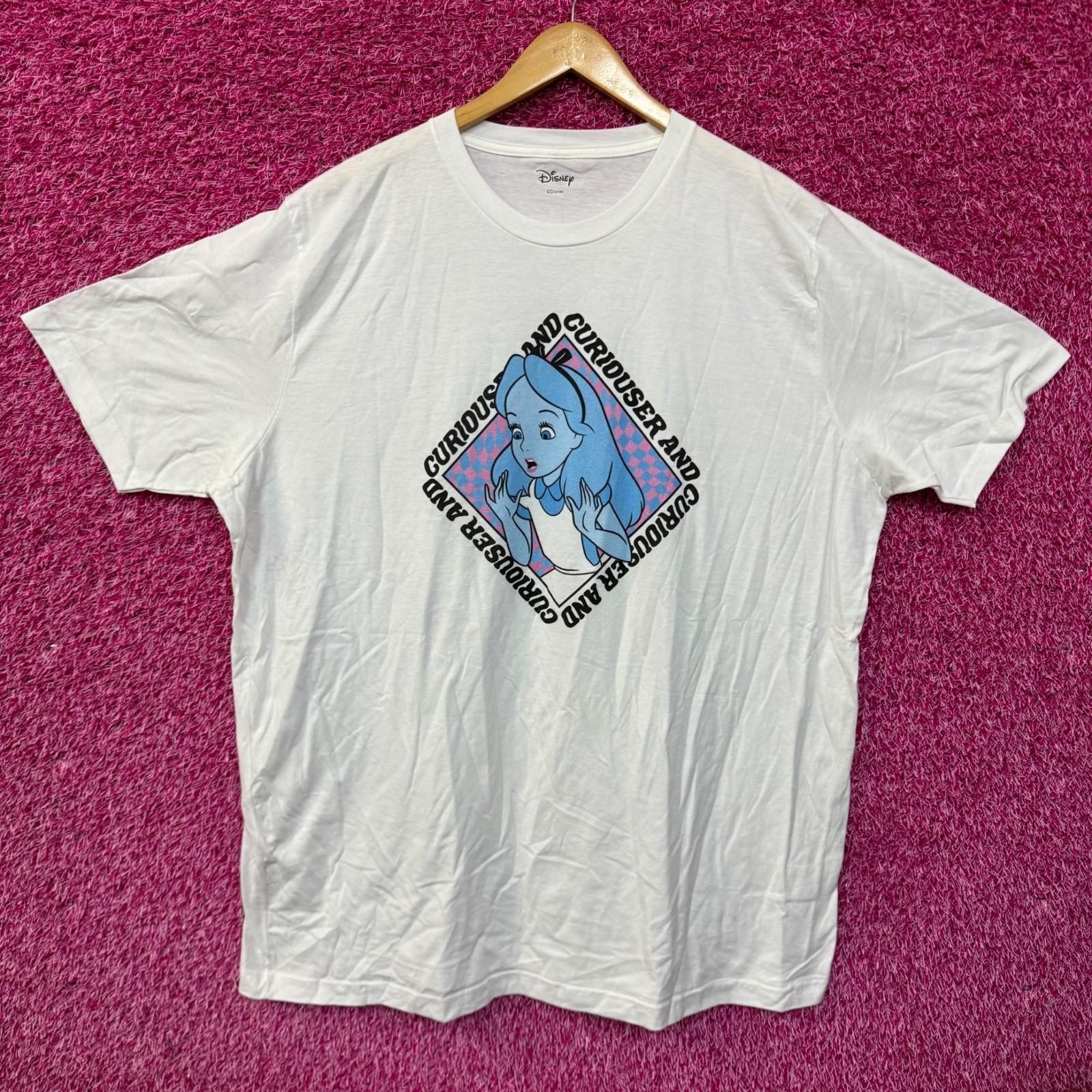 

Alice In Wonderland Curiouser and Curiouser T-shirt L