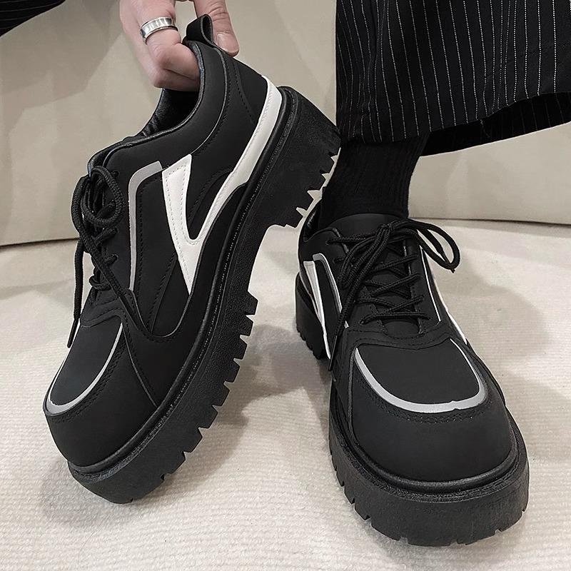 Fashion 2025 New Men's Wide Toe Lace Up Shoes Vintage Retro Chunky Sole Ankle Boots Casual Comfortable Non-Slip Black Fashion Sneakers