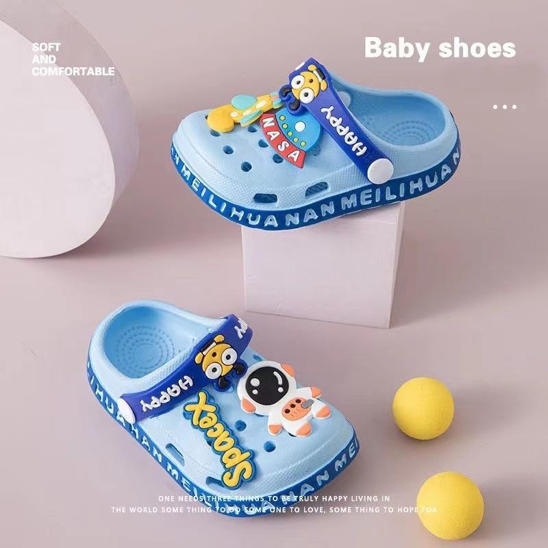 Children Garden Shoes Cute EVA Cartoon Beach Sandals Babies Summer Slippers High Quality Soft Kids Outdoor Slippers Flip Shoes