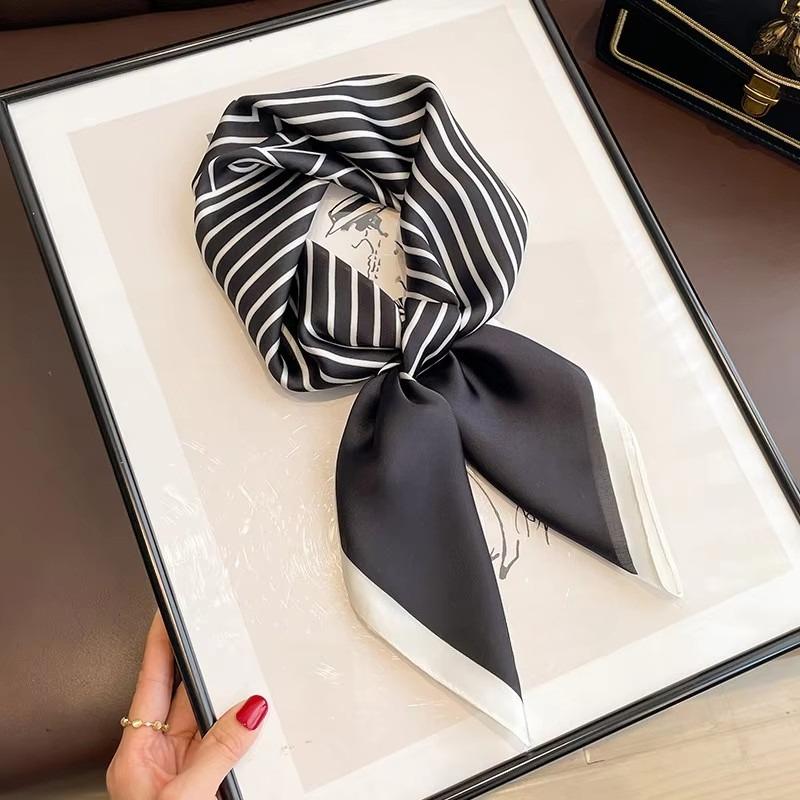 Classics Print 70*70Cm Silk Square Scarf Women Fashion Soft Satin Hairband Neckerchief Tie Female Headband Foulard Bag Ribbon