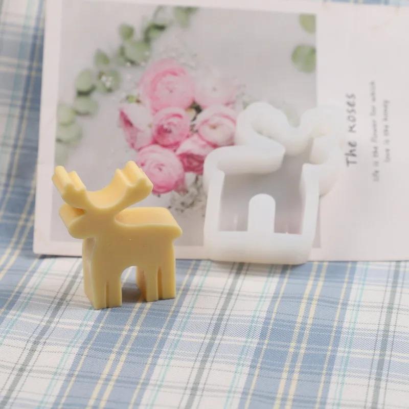 Christmas Tree Reindeer Smiling Gingerbread Man Silicone Mold Set DIY Candle Soap Plaster Crafts Christmas Decor Gift Supplies