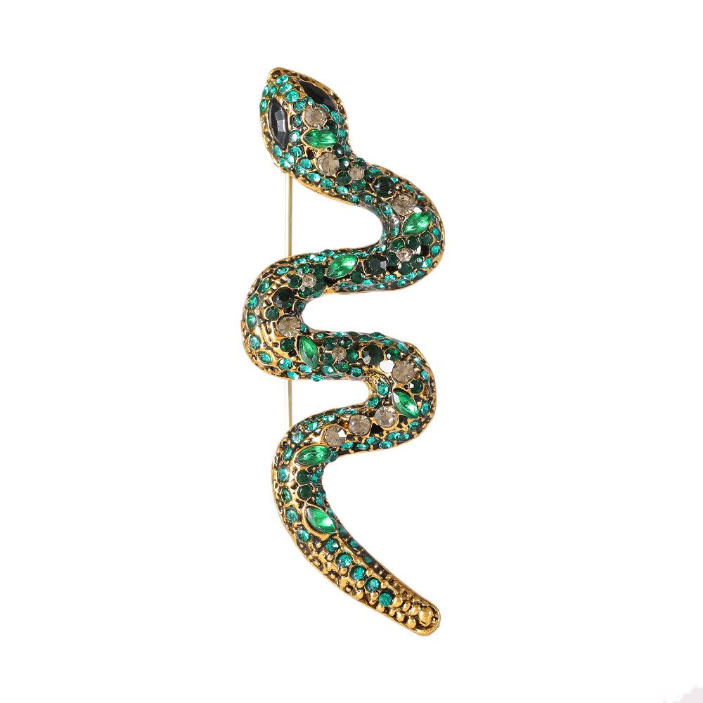 Ins Three-dimensional Green Embossed Snake Pattern Gothic Gold Decorative Brooch