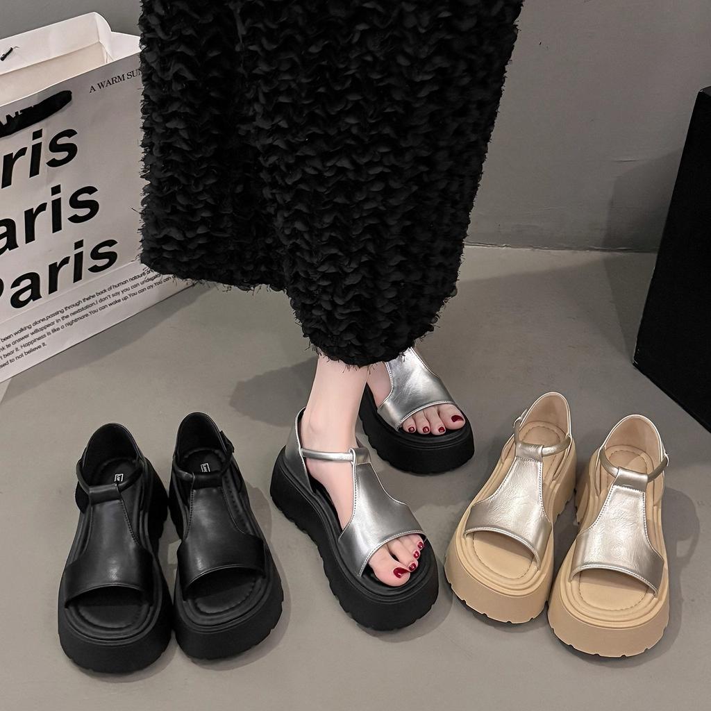 Muffin platform sandals women's summer 2025 new with skirt retro versatile casual heightening soft-soled beach Roman shoes