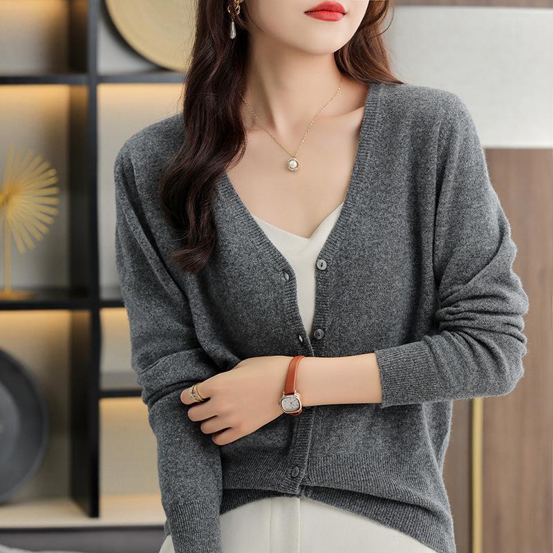 Autumn/Winter '23 Women's Korean V-Neck Pure Wool Cardigan Sweater