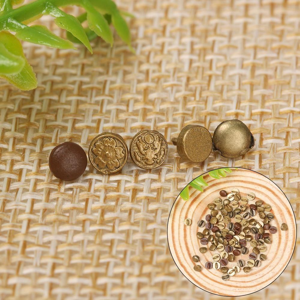 Dekoration Puppenhaus Miniatur Mini Knöpfe Metallschnallen Kleidung Nähschnalle DIY Puppenkleidung