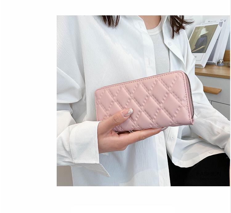 Women's Medium-Length Diamond Pattern Embossed PU Wallet Clutch - Solid Color with Zipper Coin and Phone Slots