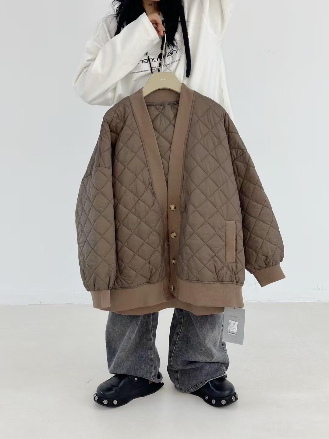 

Женская зимняя бейсбольная куртка Becabeau большого размера в корейском стиле с ромбовидной стежкой One Size кофейный