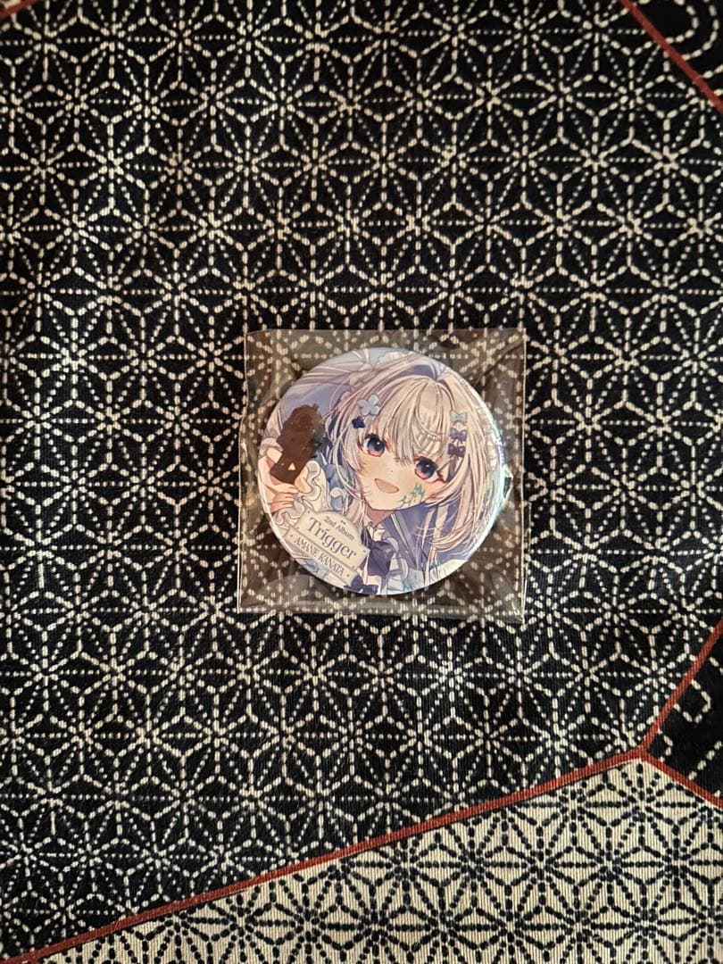 [USED] Amane Kanata 2nd Album Trigger Toranoana Bonus Can Badge