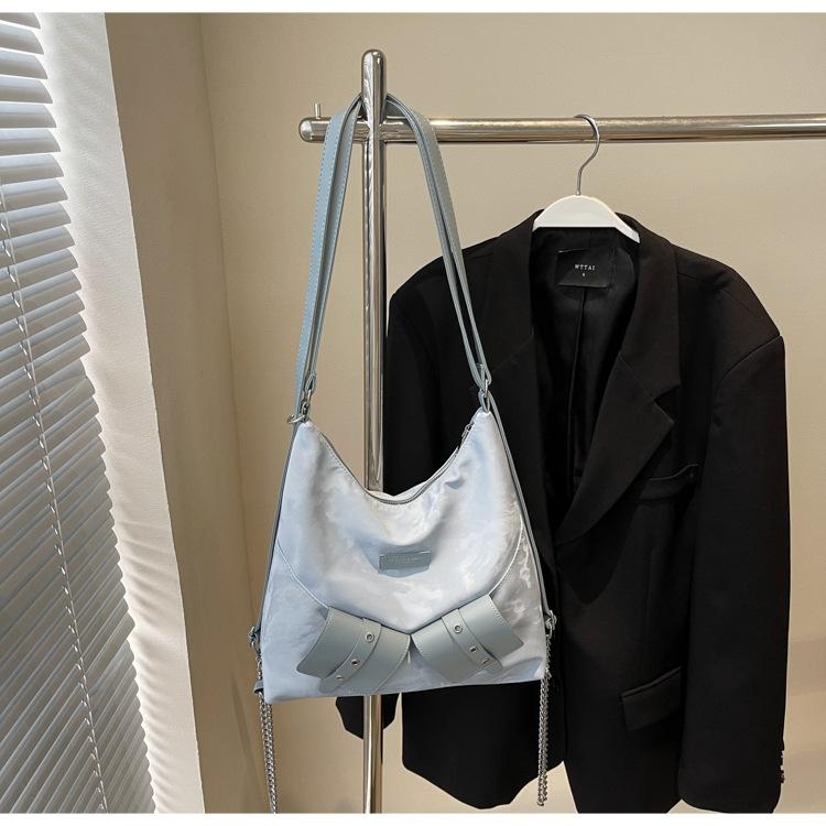 

Сумка-тоут 2025 весна новая для поездок на работу на плечо модная сумка-мессенджер корейская версия рюкзак женская сумка