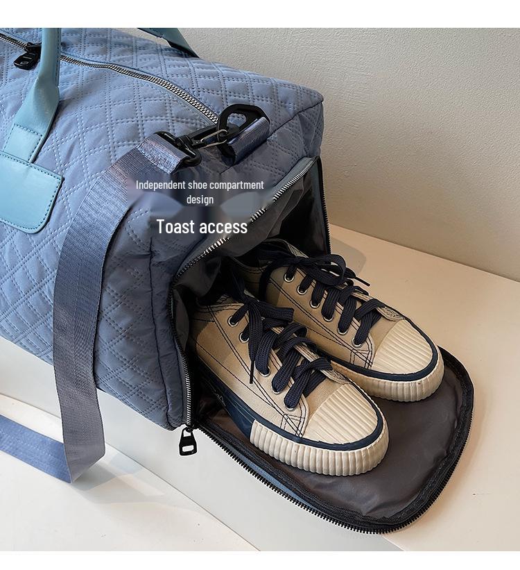 Stylish Plaid Gym Bag with Shoe Compartment: Large Capacity & Dry/Wet Separation for Business Travel