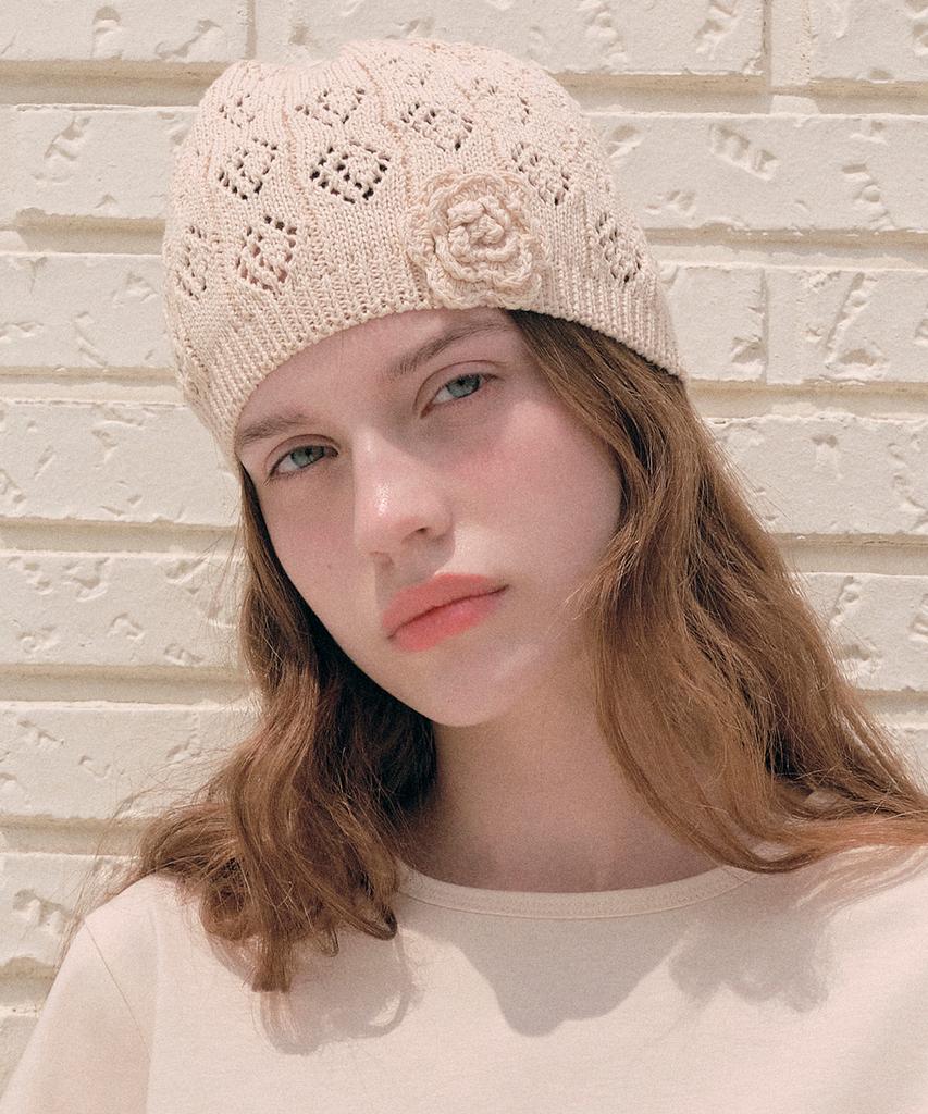 ROLAROLA Corsage Knit Beanie Beige