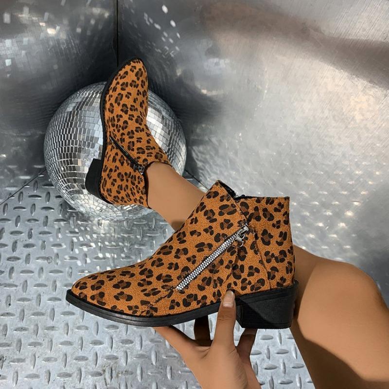 Large size pointed side zipper Chelsea boots autumn new wear versatile square and women's boots