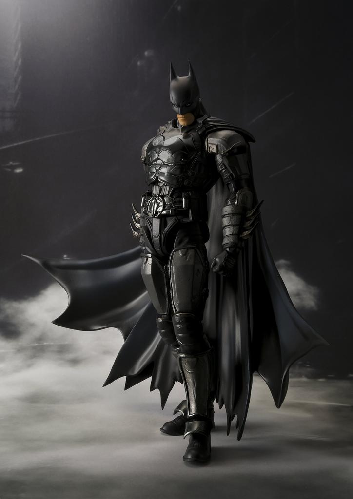 TAMASHII NATIONS Batman Approximately 160mm ABS PVC Painted Movable Figure S.H.Figuarts (INJUSTICE ver.) & & Die-cast [Used]