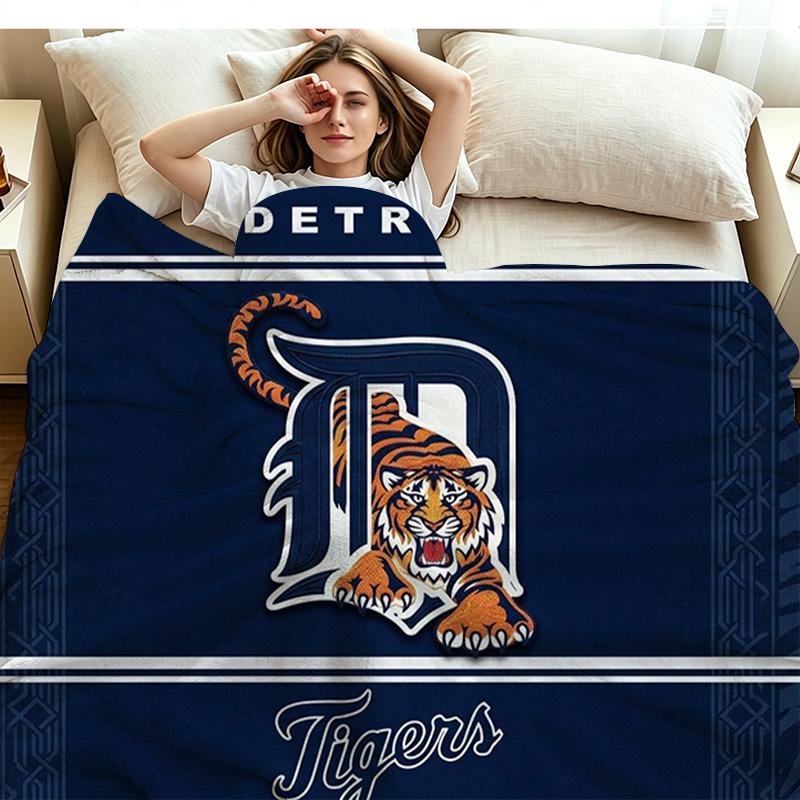 Detroit Tigers Print Flannel Blanket High Quality Warm Comfortable Cover for All Seasons Perfect for Gifts Home Decor