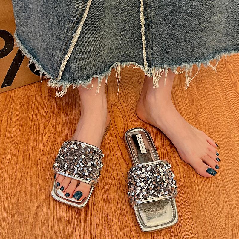 Beliebte Französische Strass Feenschuhe One-Flip Flache Absatzsandalen Out Schwarz Sommer Pailletten Hausschuhe Frau