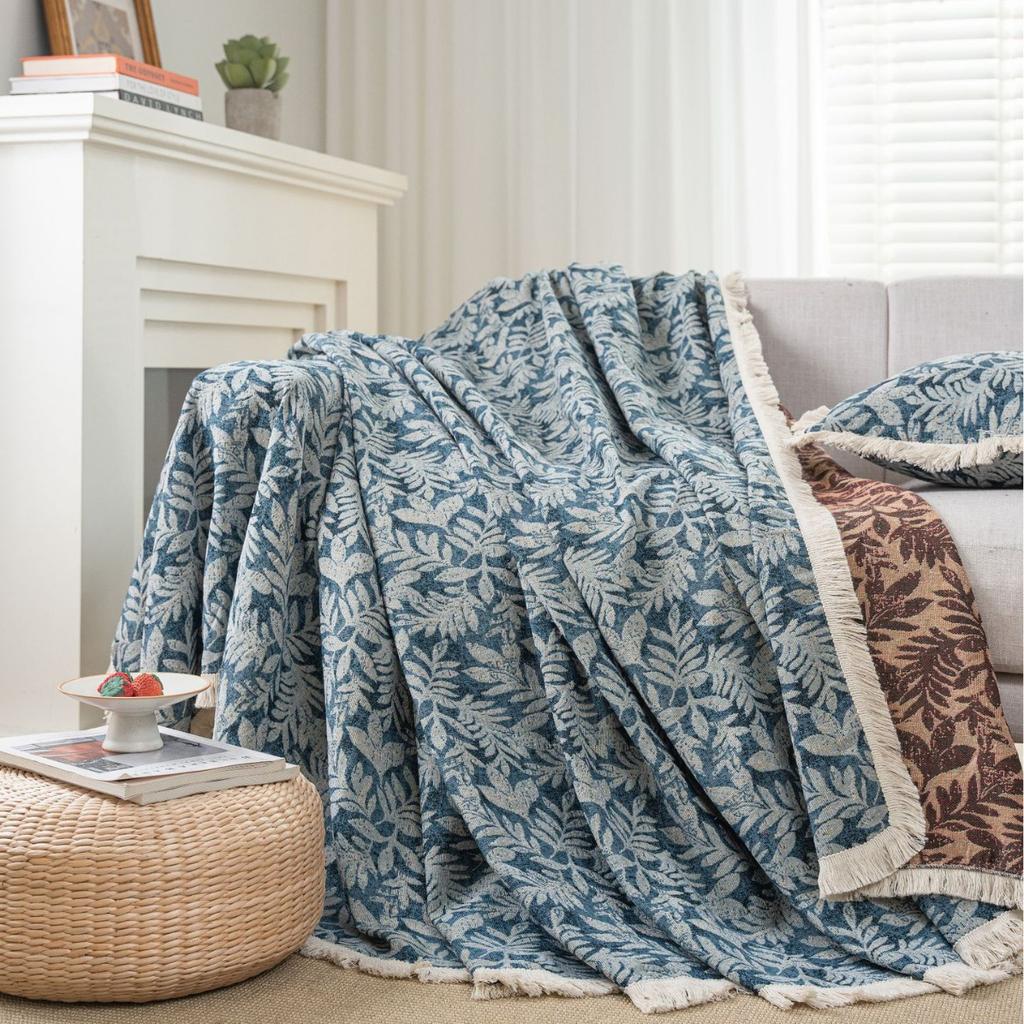 Sofa Towel Anti-cat Scratch Jacquard Blue Flower and Grass Retro Tassel Thick Sofa Blanket