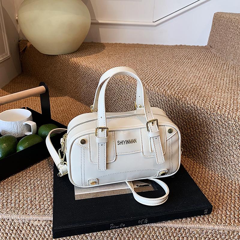 Bowling Bag Women's Handbag Autumn and Winter Large-capacity Bag Crossbody Women's Versatile Commuter Bag Single Shoulder Portable