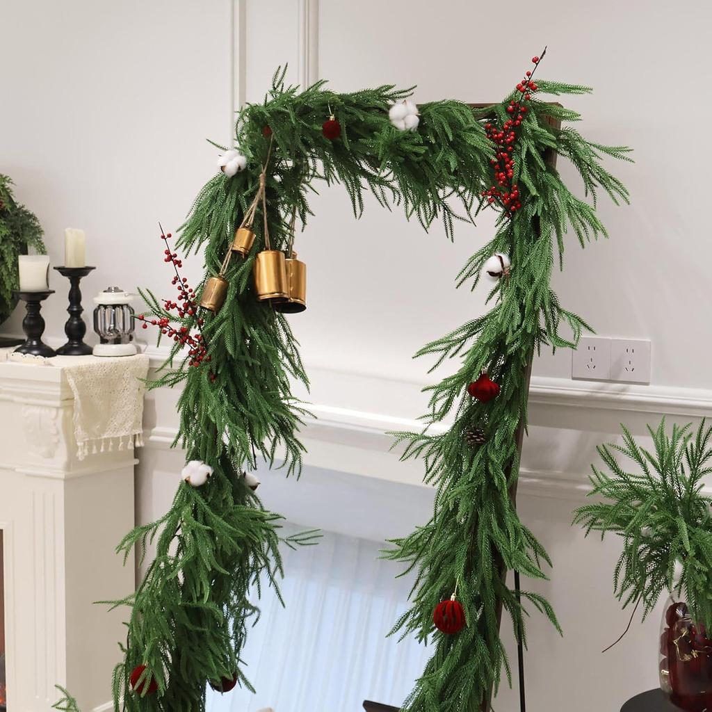 Artificial PE Norfolk Pine Garland with Soft Rubber Pine Needles - Christmas Decoration Wreath Simulation