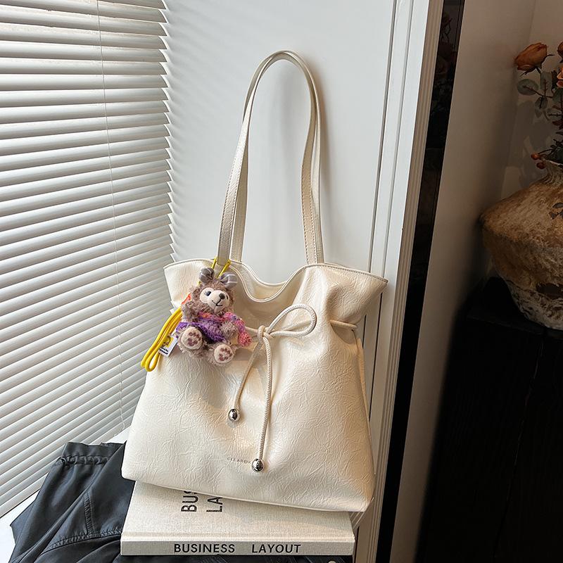 Premium Sense Large-capacity Bag Women's New Summer Commuting Versatile Shoulder Bag Portable Tote Bag