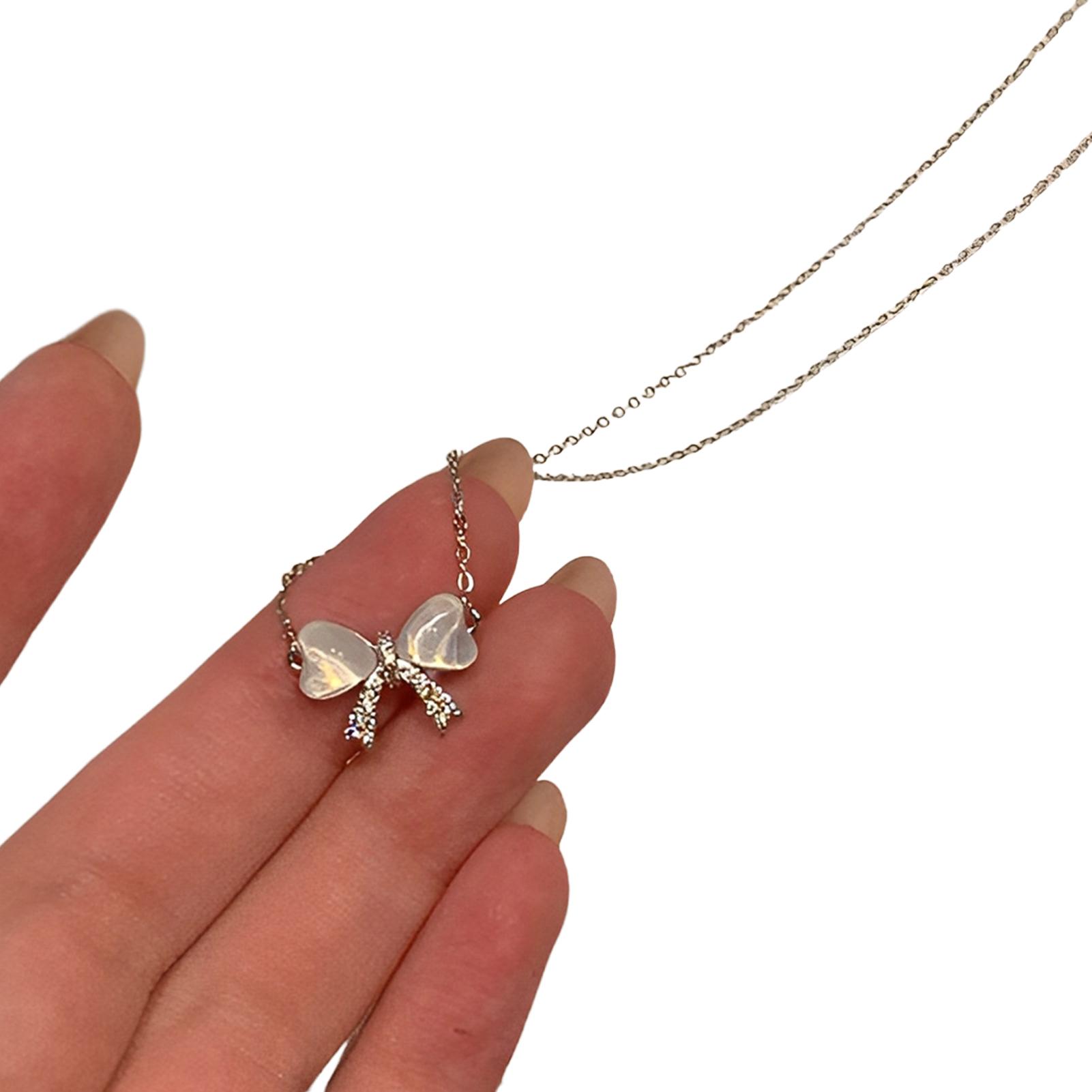 Sweet Bow Pendant Necklace Hypo-allergenic Lightweight Versatile Necklace for Shopping Traveling Dating