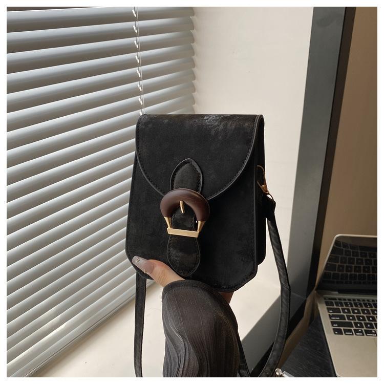 Bag Female Messenger Small Satchel Mobile Phone Bag 2025 New Niche Design Sweet Cool Internet Celebrity Senior Sense Foreign Style Small Square