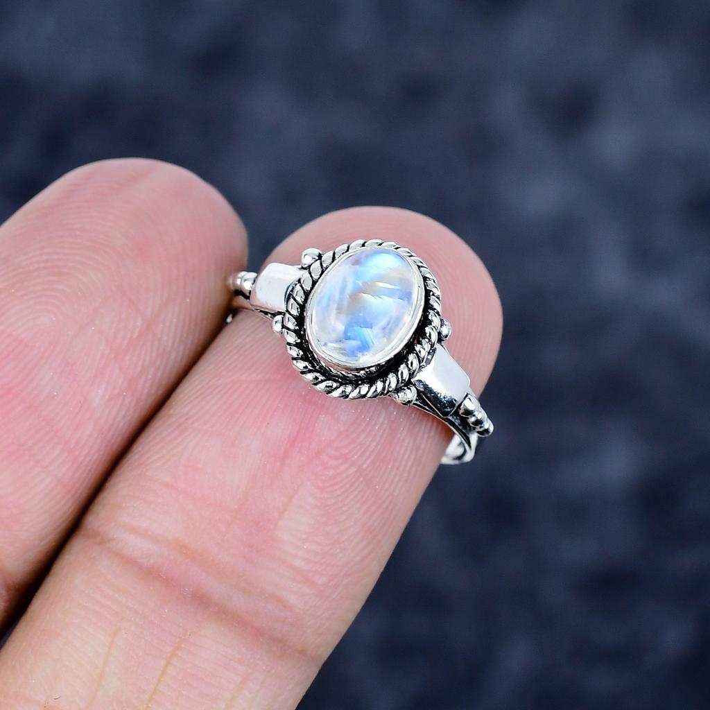 Rainbow Moonstone Gemstone 925 Sterling Silver Jewelry Ring Size 6.5 MM-3446