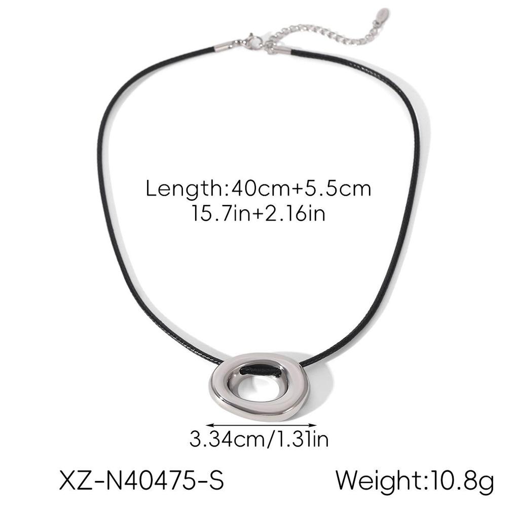 Minimalist O-Shaped Stainless Steel Necklace with Wax Rope Chain - Versatile Circle Design for Women