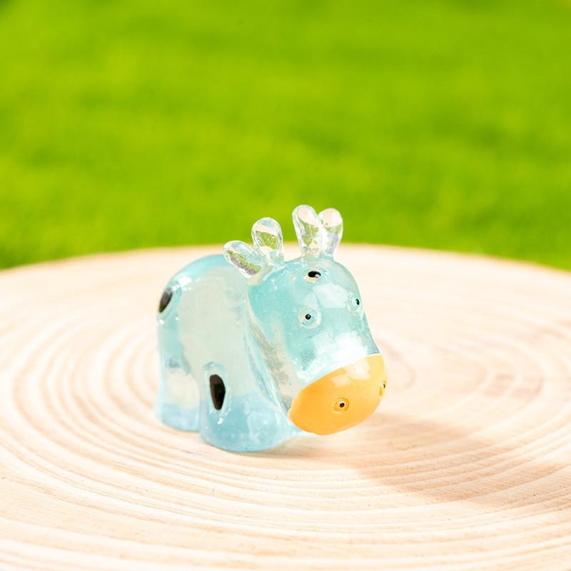 Cute Glowing Cow Resin Miniatures For Creative Landscaping And Table Decor
