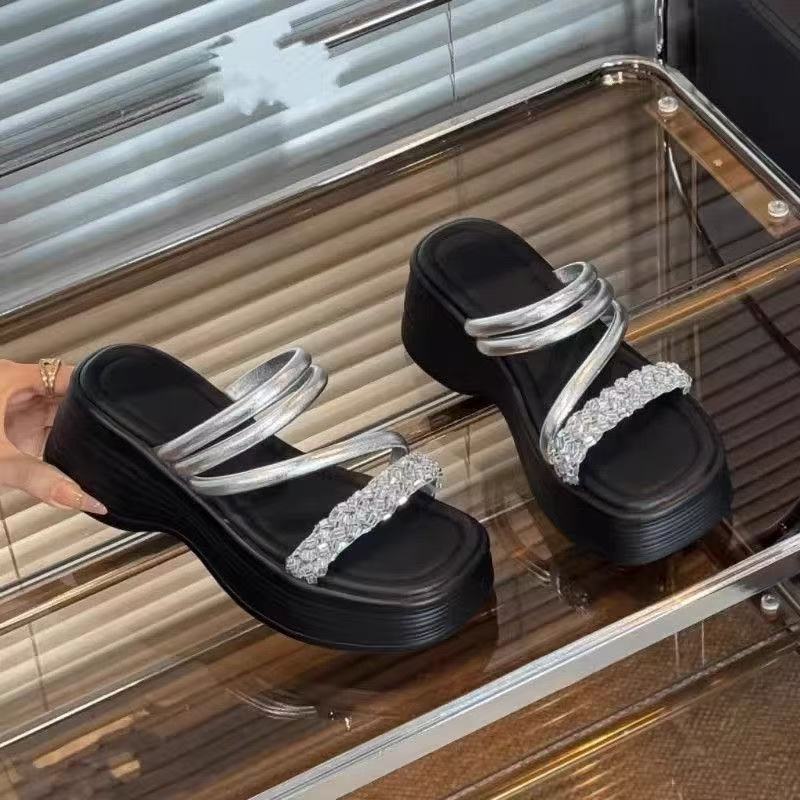 New rhinestone muffin versatile small thick-bottomed cool slippers women wear summer one-word beach slippers