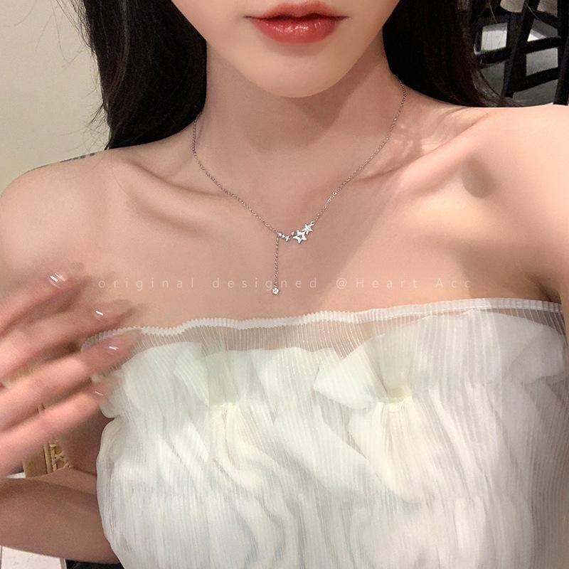 Romantic Star Tassel Pendant Necklace for Women Sparkling Crystal Pentagram Chain Elegant Chokers Accessories Fashion Jewelry