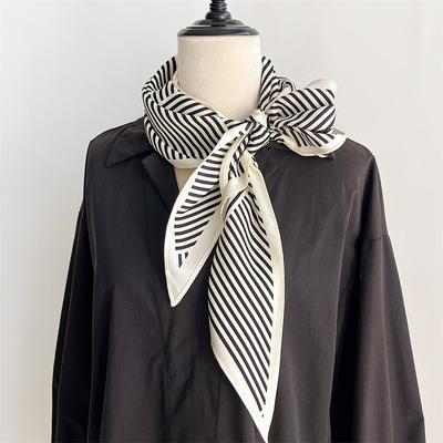 Moda Lusso Donna Sciarpa Triangolare in Twill di Seta Stampa a Righe Designer Lungo Nastro Sciarpe Fazzoletto da Collo
