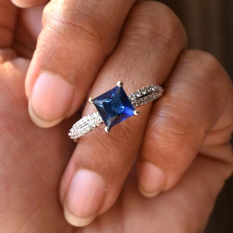 Huitan Princess Blue Cubic Zirconia  Color Rings for Women Luxury Trendy Wedding Band Accessories Temperament Lady Jewelry
