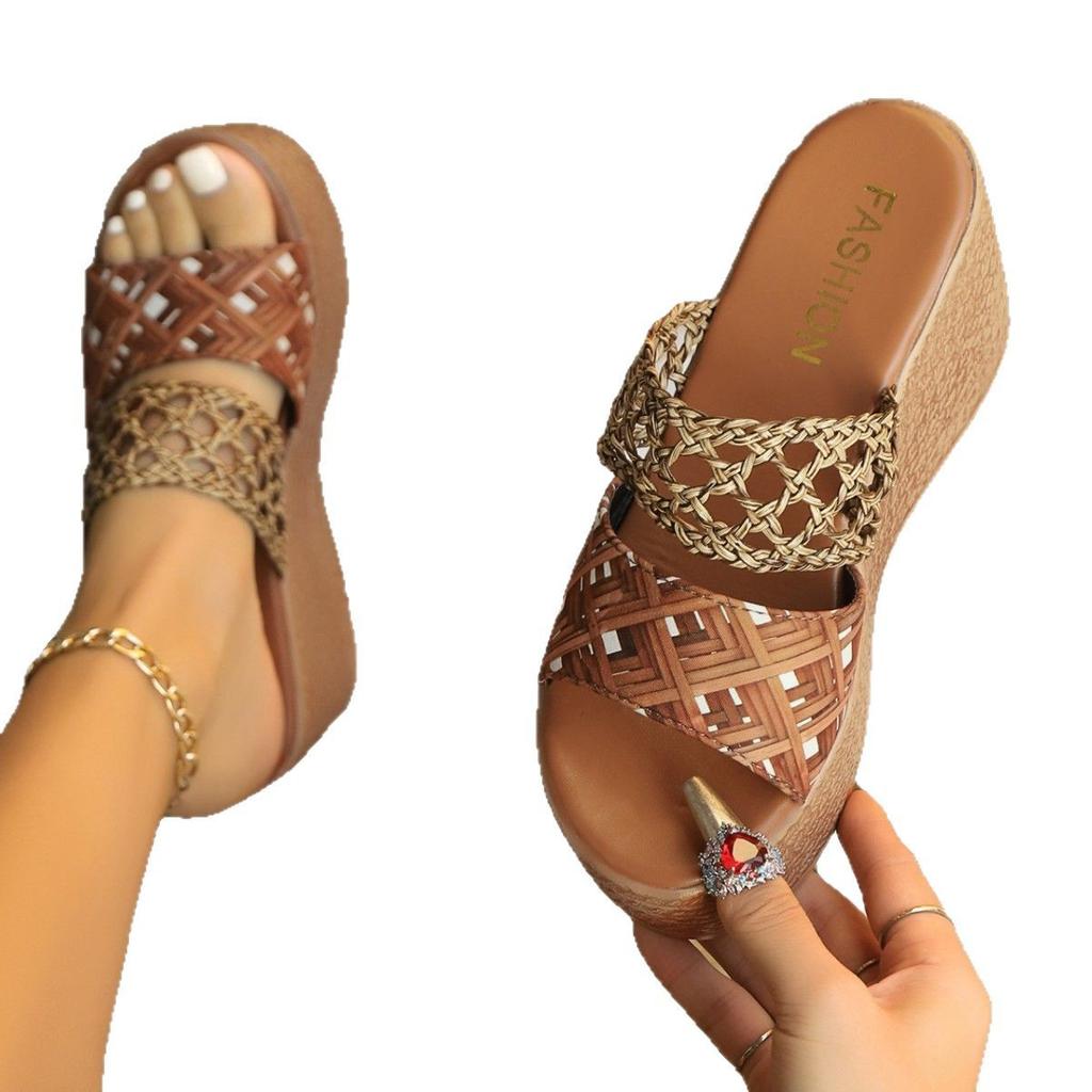 Foreign Trade Large Size 2025 Summer New Thick-soled Slippers One-character Sandals European and American Hollow Leopard Print Slippers